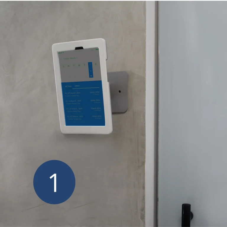 tablet controle de ponto parede