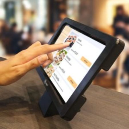 Case sem fixação preta restaurante