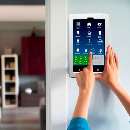 tablet parede casa inteligente